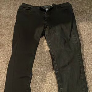 Time and Tru black High Rise Skinny jeans size 12